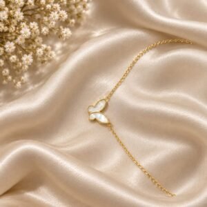 Pearl Butterfly Necklace – Elegant Butterfly Pendant Necklace with Pearl-Inspired Details