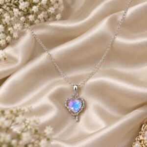 Aurora Heart Necklace – Sparkling Crystal Heart Pendant Necklace for Women